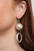 Big Spender Shimmer Earrings     784-Lovelee's Treasures-earrings,jewelery,oversized pearl,silver ovals,standard fishhook fitting,white